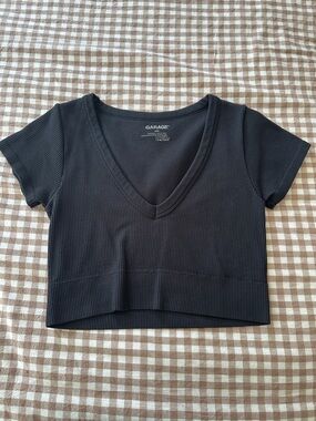 Garage Ribbed Deep V-Neck Short Sleeve Crop Top